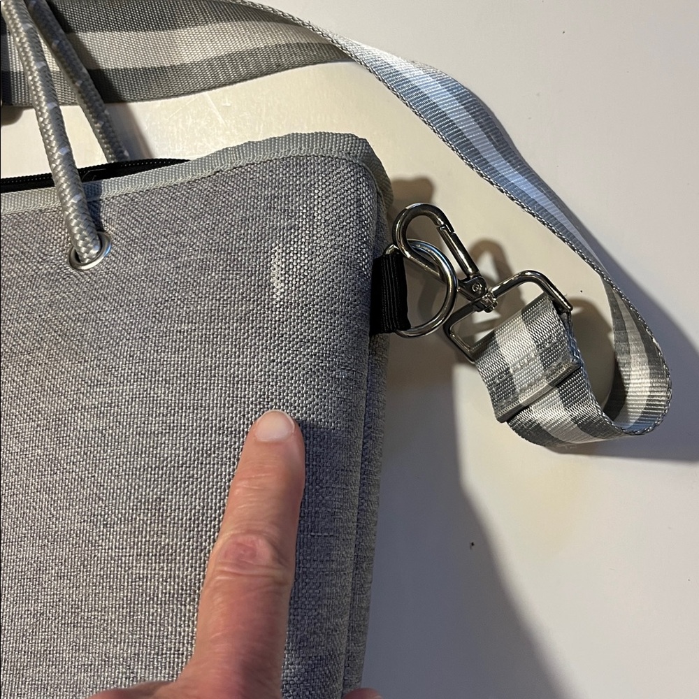 Haute Shore Gray and White Crossbody Bag - Picture 10 of 10